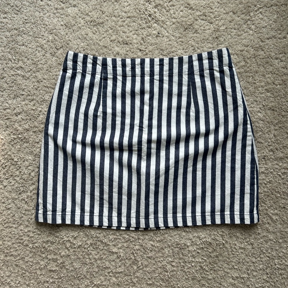 FOREVER 21 Striped Skirt